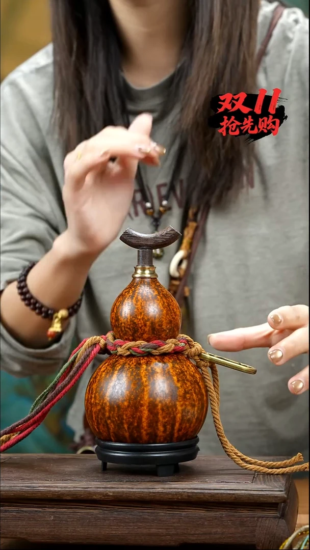 YV011简约大漆酒葫芦不包手串