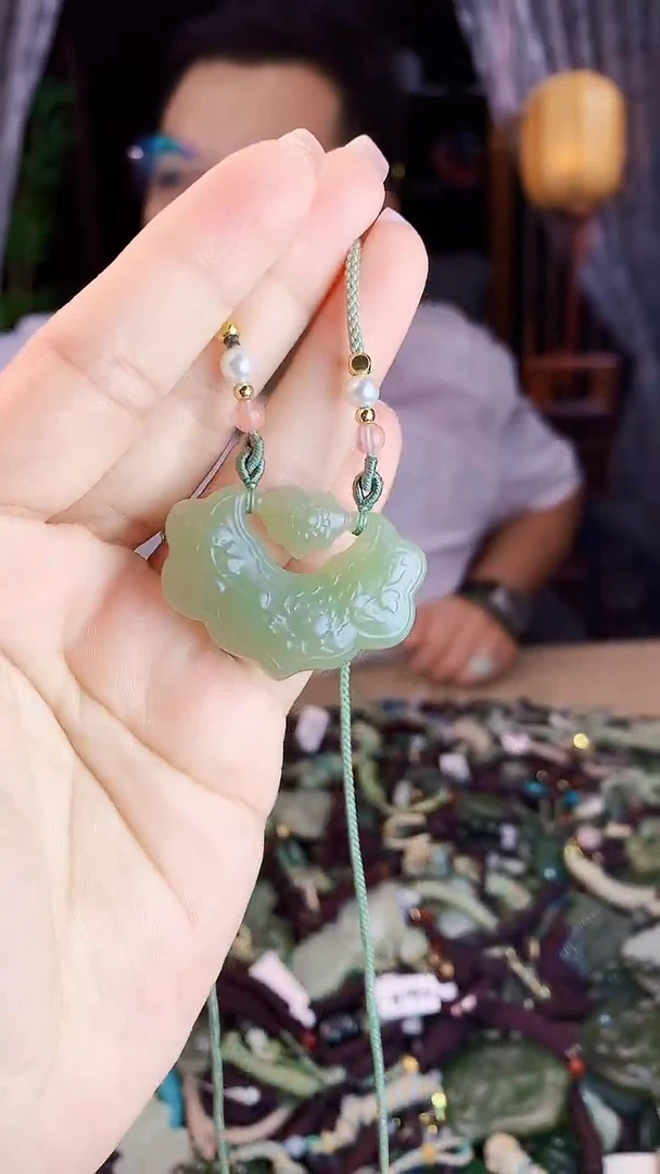 颈饰未镶嵌和田玉多样性发货拍一发一