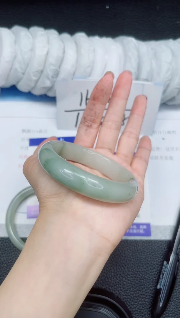 石英质玉手镯未镶嵌216-56.1