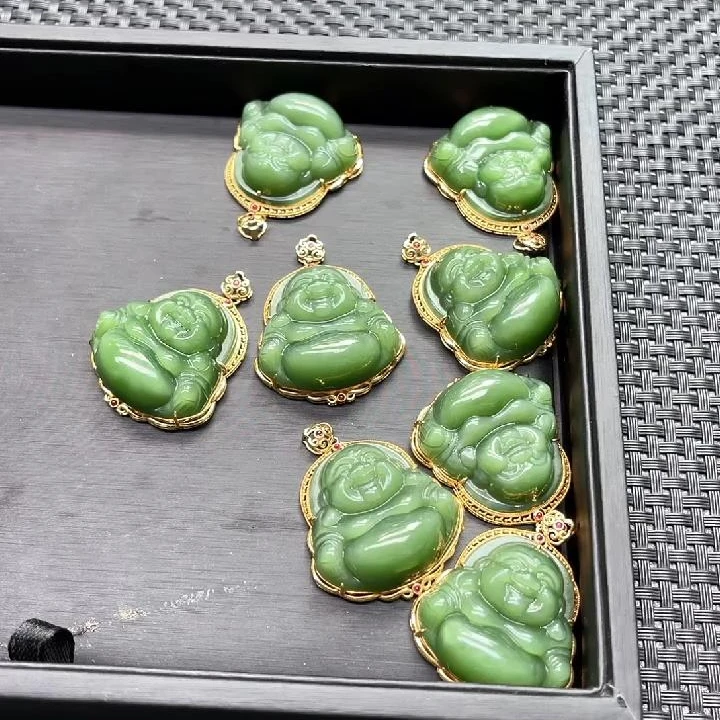 【新疆和田玉老郑】18K镶和田玉佛公挂件 多样性发一件不带链2635