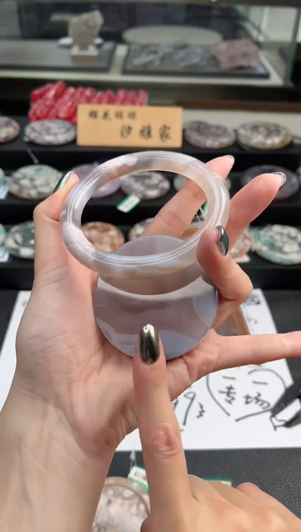 石英质玉手镯未镶嵌61圈口（不退不换）1360008