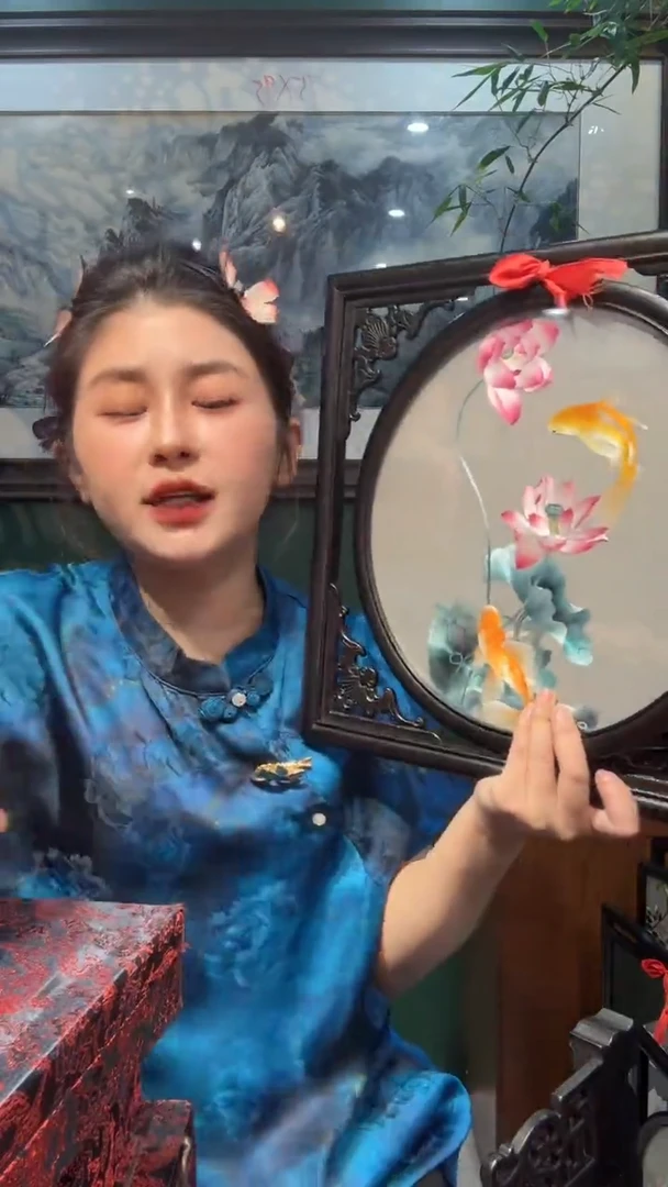 织绣非遗苏绣工艺品五福架异色