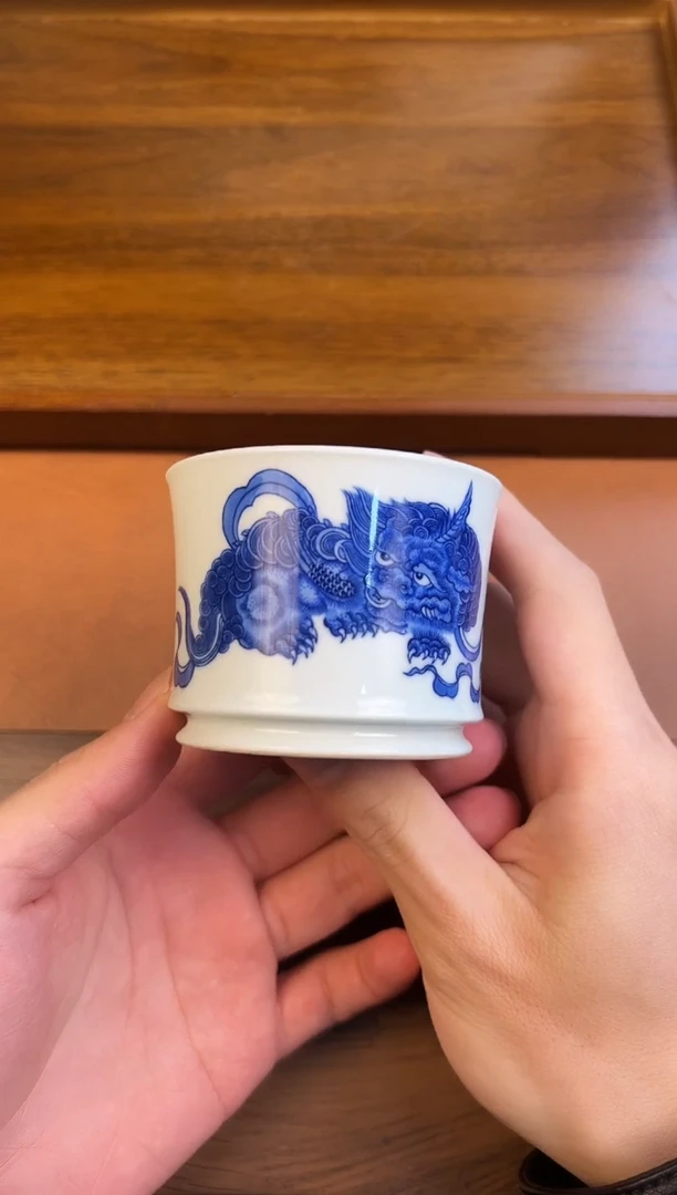 问青坊纯手工手绘青花釉里红瑞兽柴窑直口杯