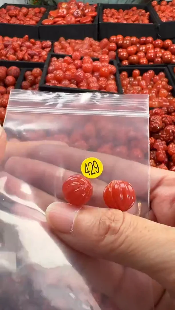 颈饰未镶嵌南红玛瑙1