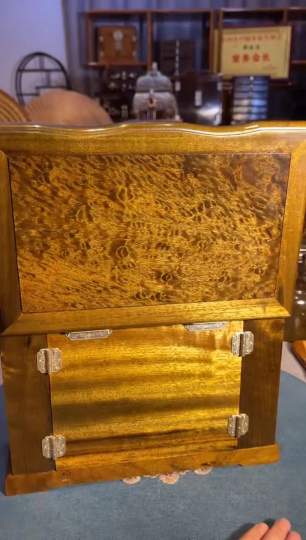 乌木类成套家具阴沉荷塘月色    4