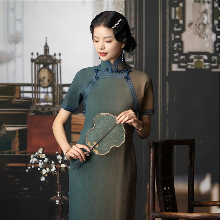 红馆旗袍2025新款高端大气香云纱一片式古法平裁长款旗袍采桑子