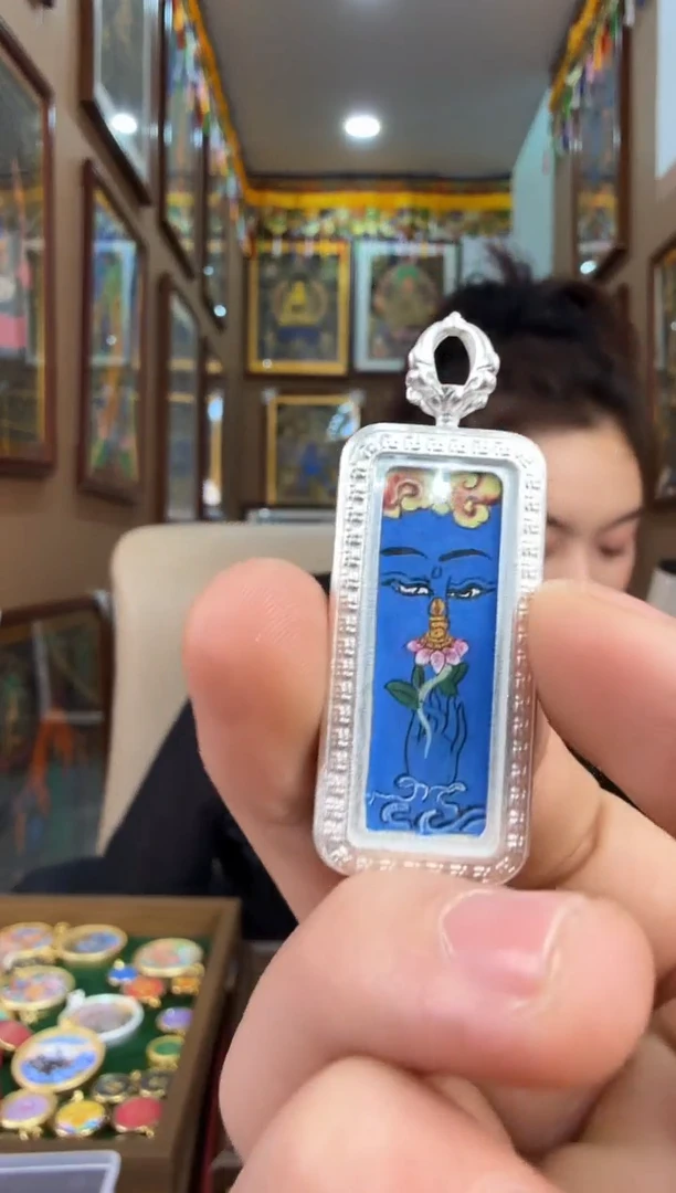 吊坠金刚眼睛-热贡纯手绘唐卡