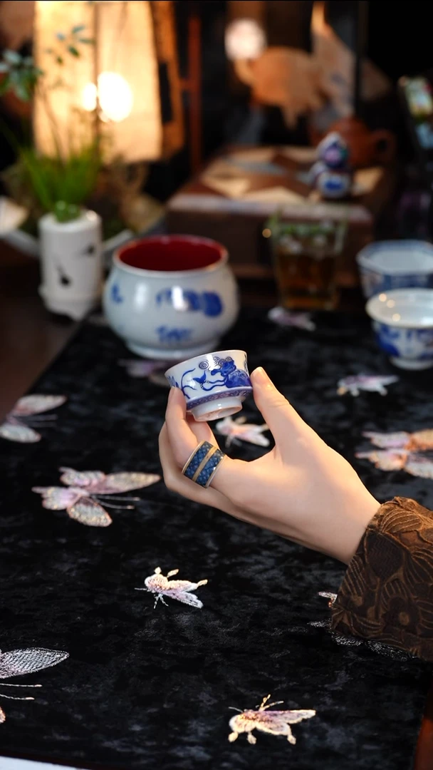 杯子···········