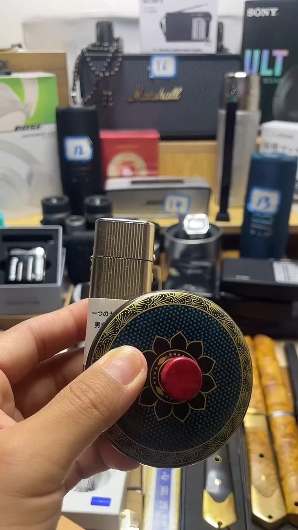 瓷片闪购商品 如图所示