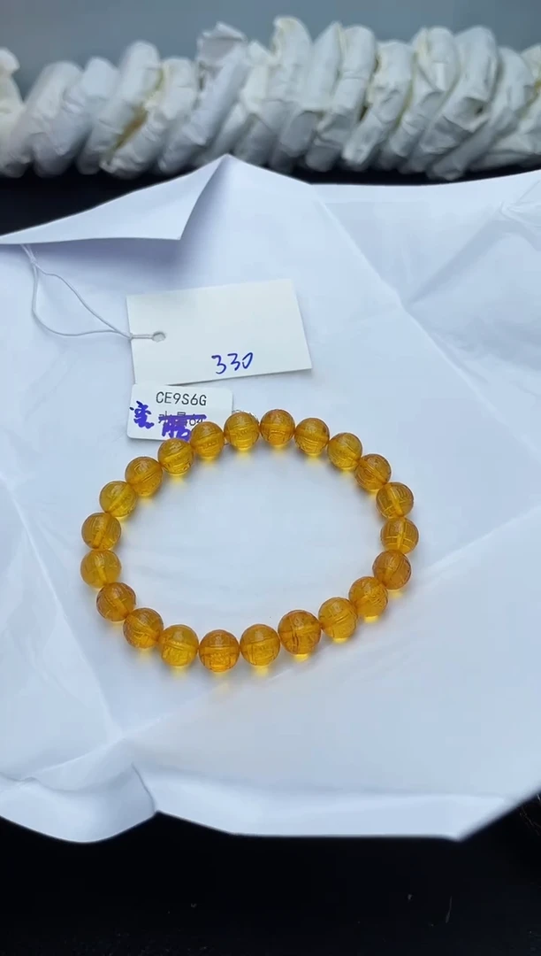 翡翠手镯未镶嵌330