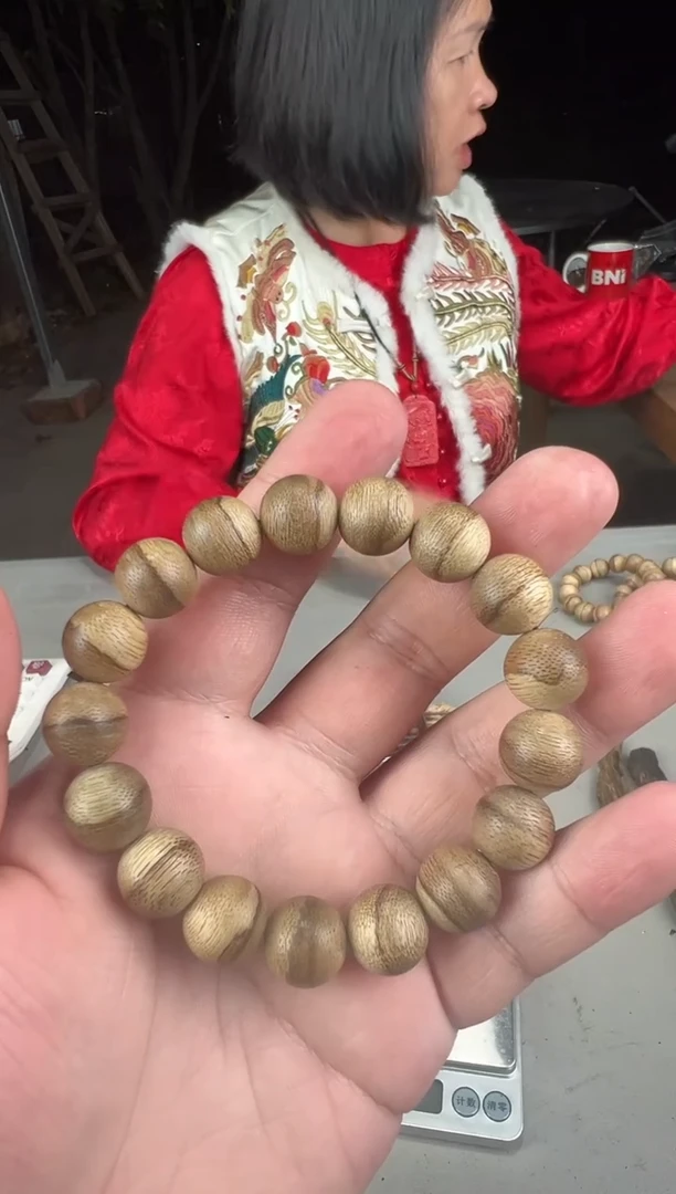 沉香沉香碎屑海南天然野国香1.2单圈圆珠多样性发1