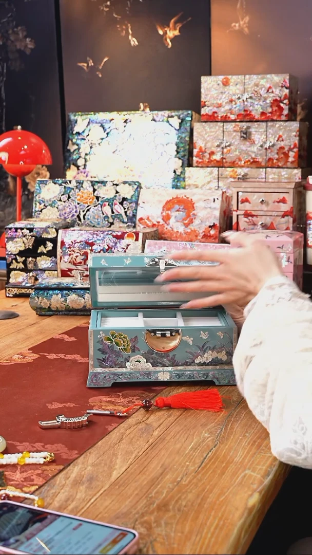 【闪购商品】瓷片螺钿工艺香椿木首饰盒