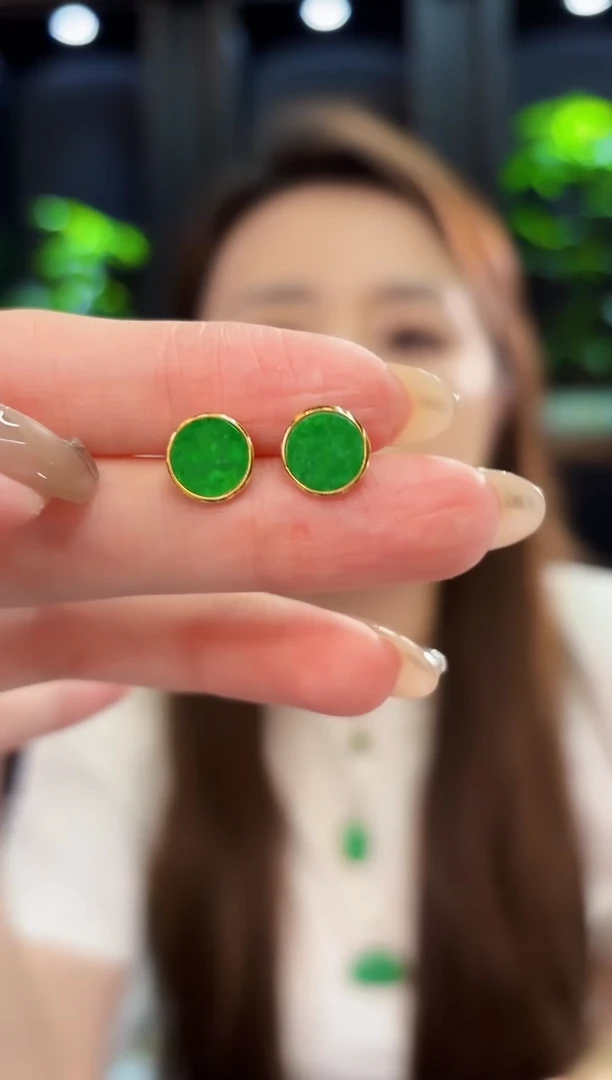 翡翠未镶嵌耳饰i缅料A货/多样性发货/一件