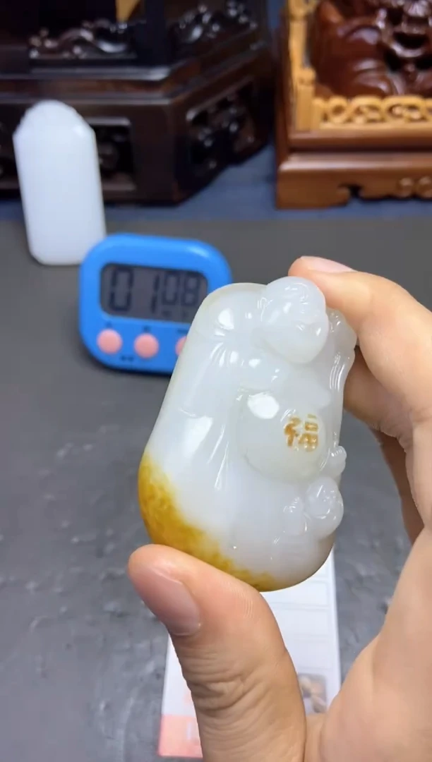 和田玉未镶嵌把件风****…和田玉