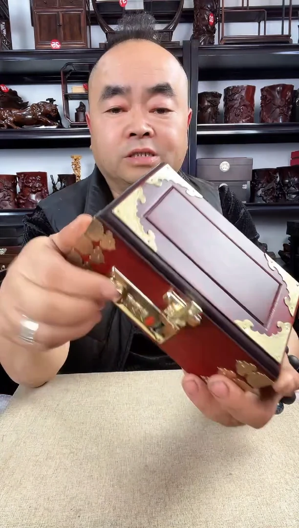 木老李红木工艺品长方盒