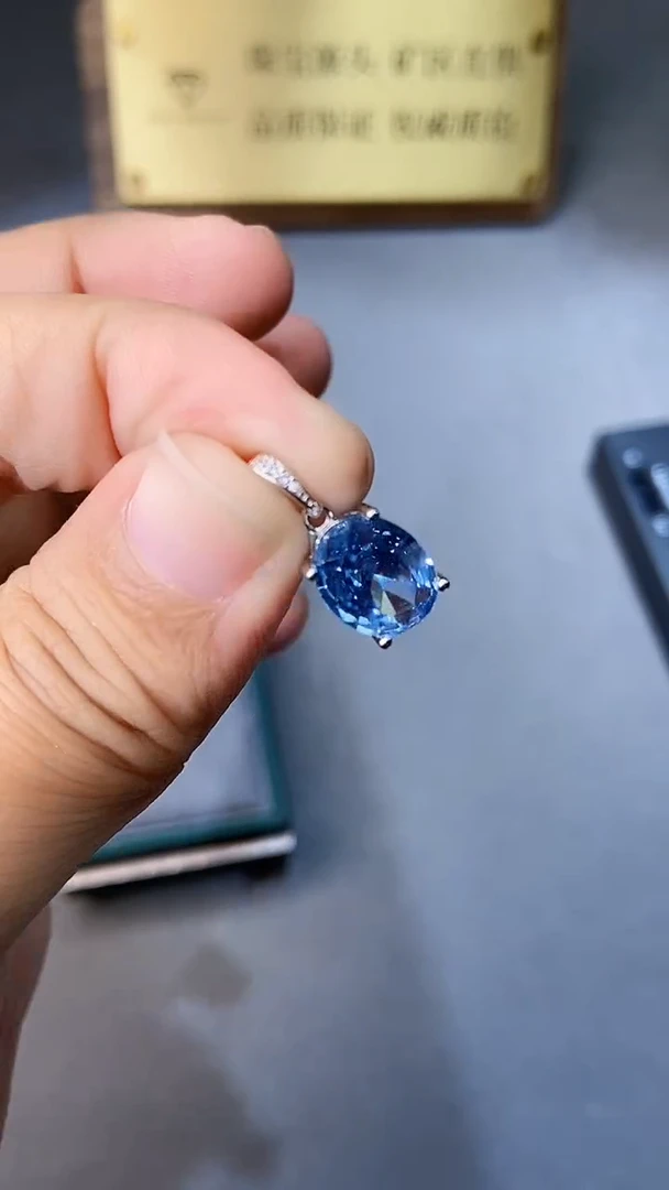 【闪购商品】海蓝宝石颈饰银S925镶嵌35