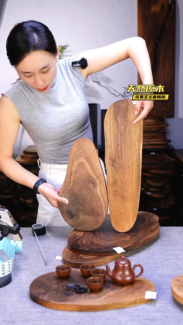 木@*长北美黑胡桃原木.干裂疤结不属于商品质量问题