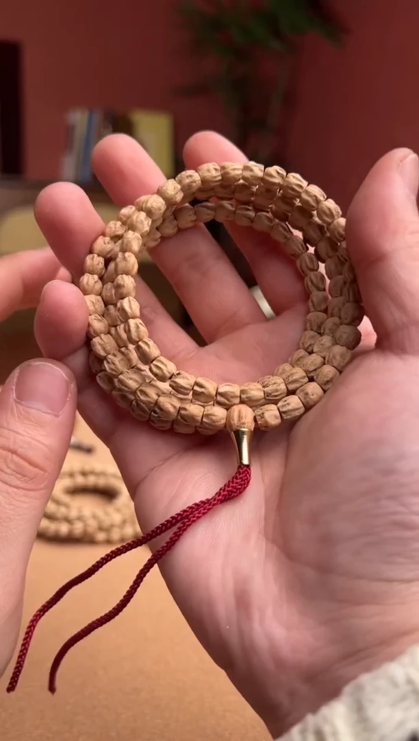 【闪购商品】柏香籽/百香籽手串021128