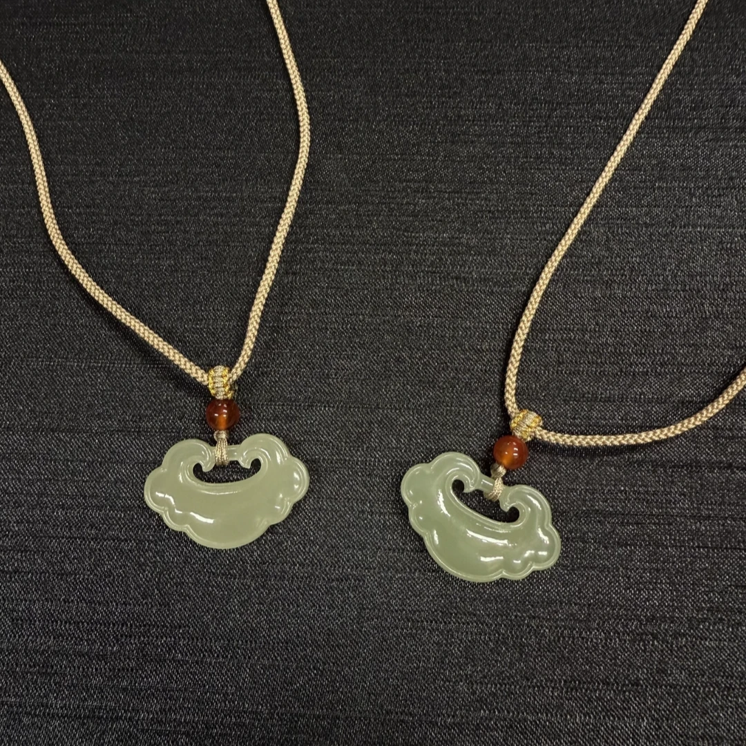 和田玉30mm冰晴水如意吊坠（多样性发1件）#C36
