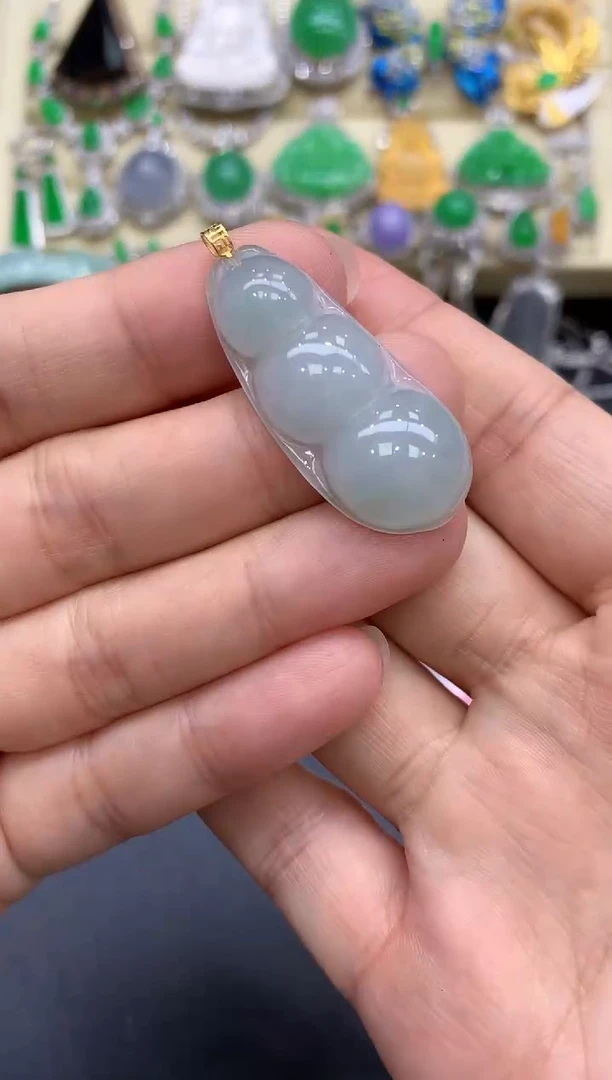 颈饰18K金镶嵌翡翠18-中国好珍宝