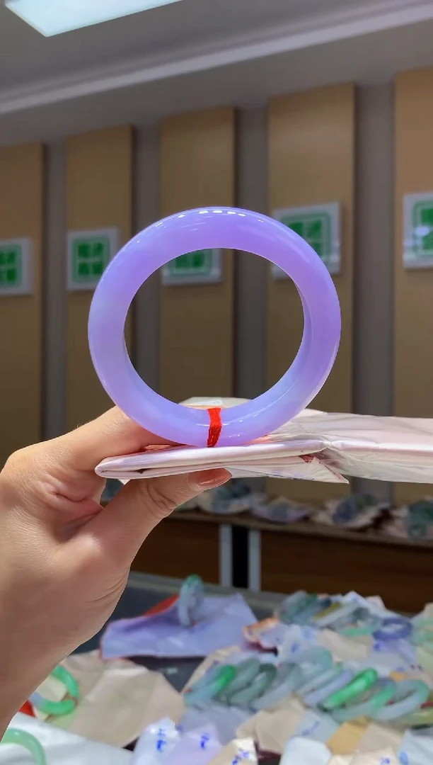 翡翠手镯未镶嵌-Q46 圈口57.6
