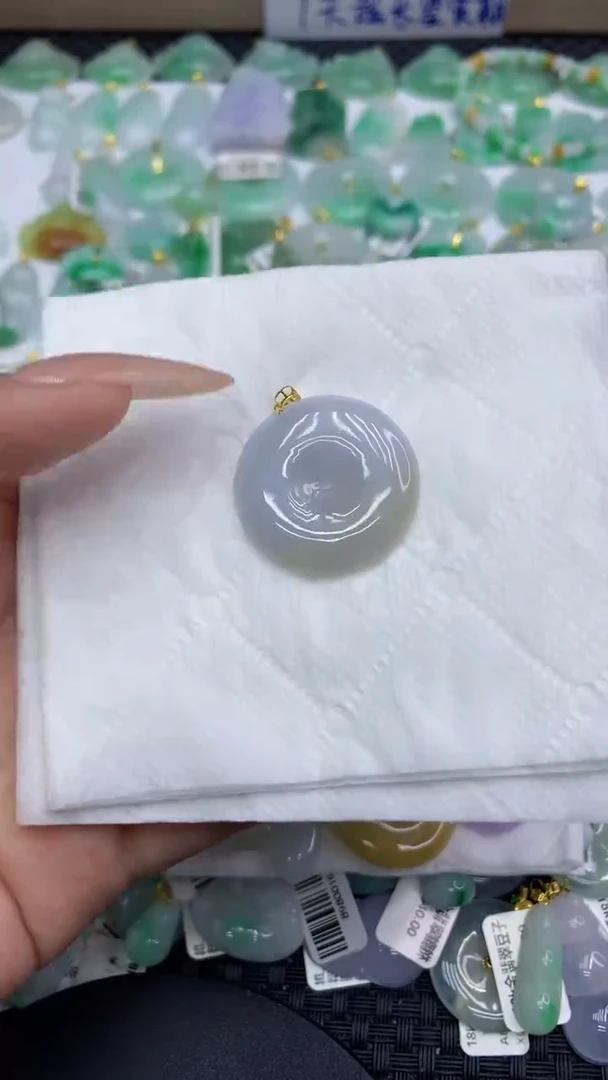 翡翠18K金镶嵌颈饰11111111