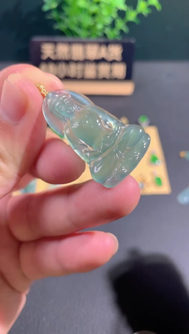 【闪购商品】翡翠颈饰18K金镶嵌翡翠