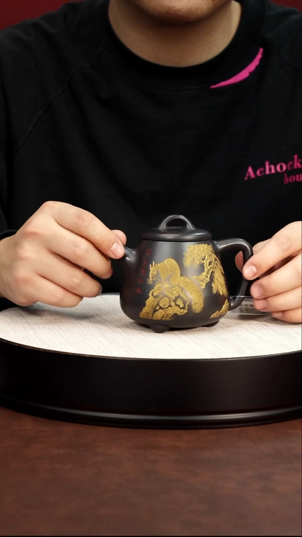 紫砂茶宠宜兴紫砂 石黄描金松鼠高瓢 李雨程 60