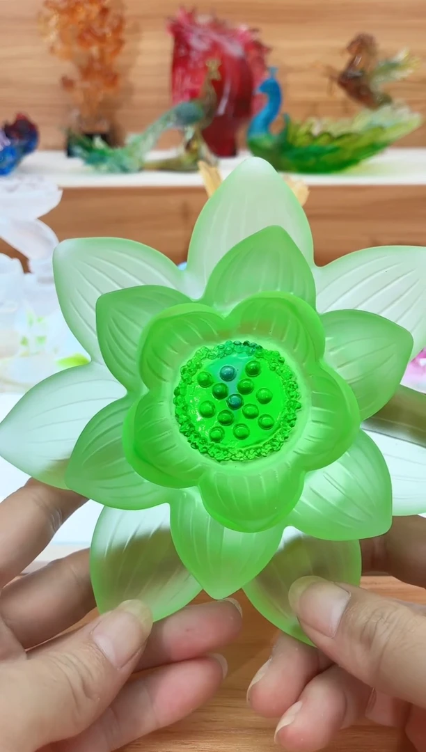 手工艺品琉璃草绿色佛前莲花18公分
