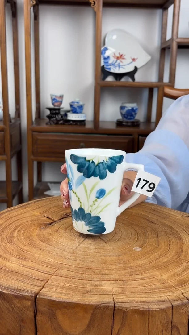 瓷片景德镇高温釉中彩-带柄圆口杯179