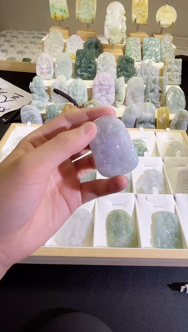 颈饰未镶嵌翡翠11/16  40