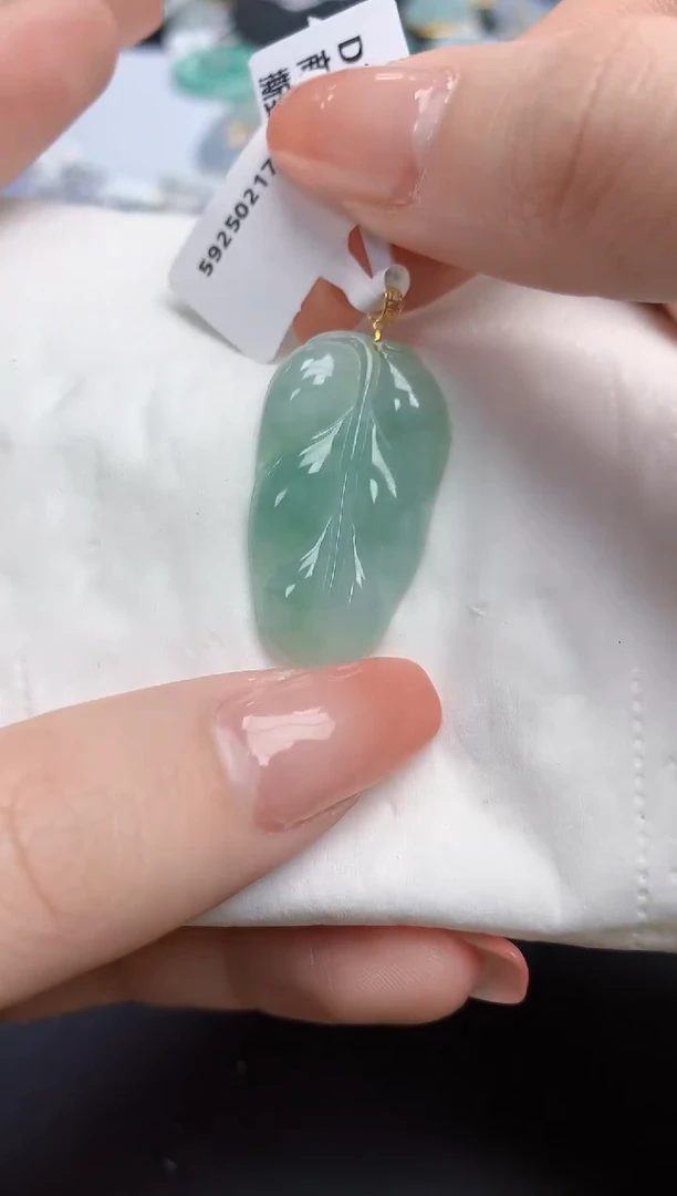 【闪购商品】翡翠颈饰18K金镶嵌天然缅甸翡翠A货
