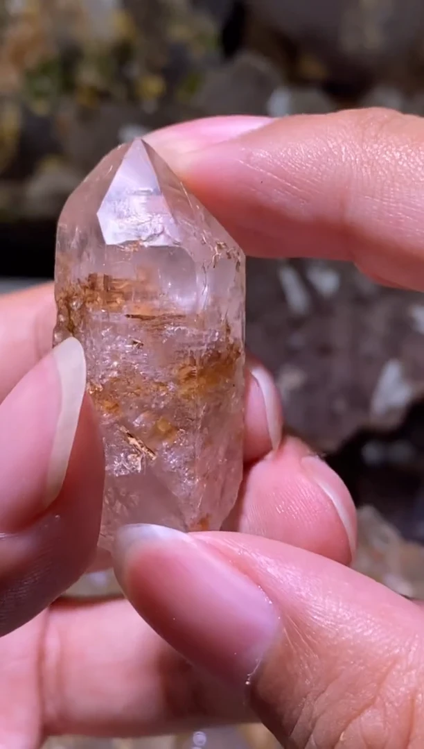 未镶嵌珠宝半成品水晶105号 骸骨水晶单晶柱