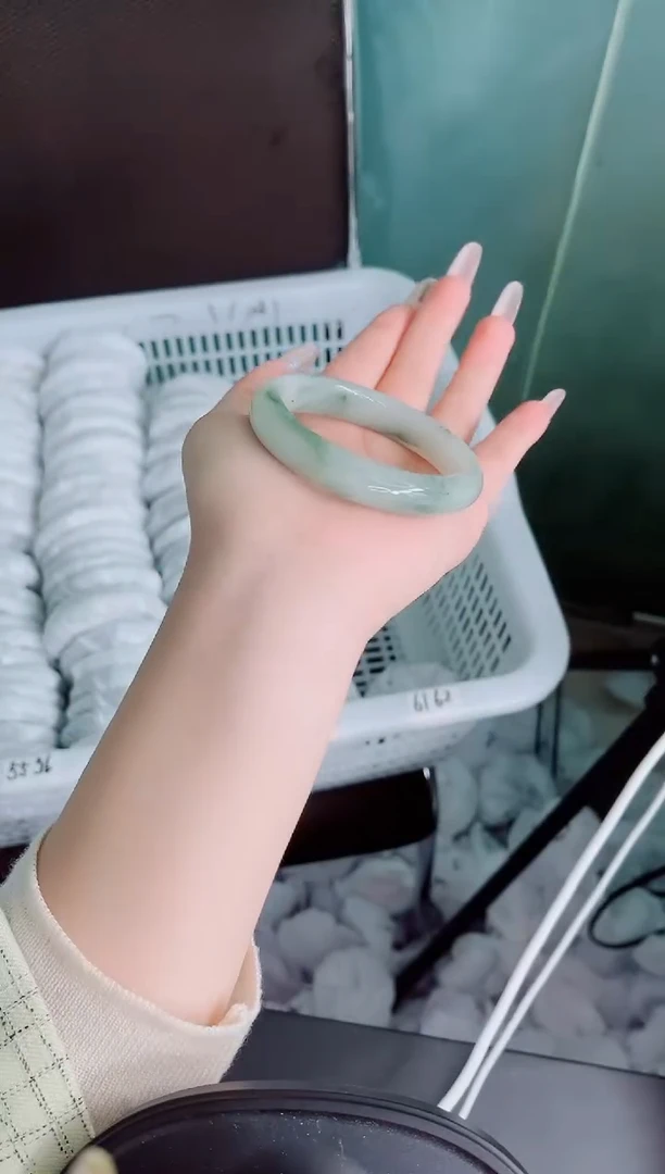 未镶嵌手镯石英质玉25-54/55