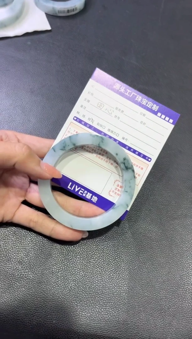 未镶嵌手镯定制翡翠稅***n定制产品不退不换