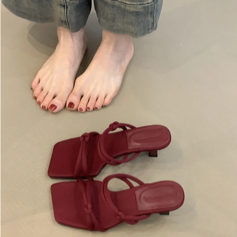 韩菲KML-5663-2高跟鞋2025年夏季复古高级感细带细跟凉拖鞋女鞋子