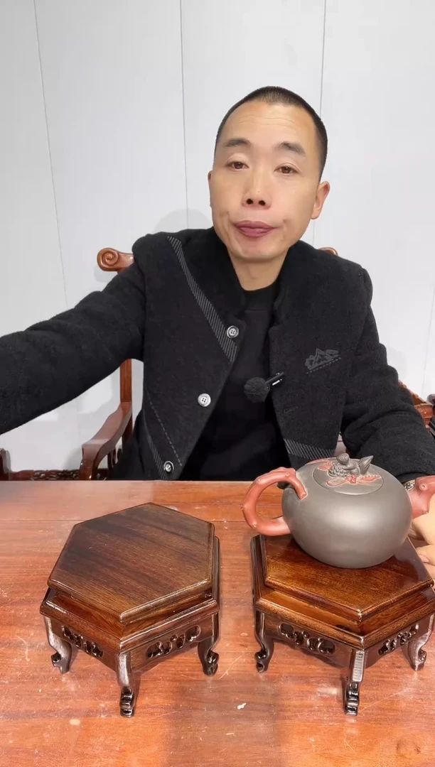 木六角方台14*16*10两个