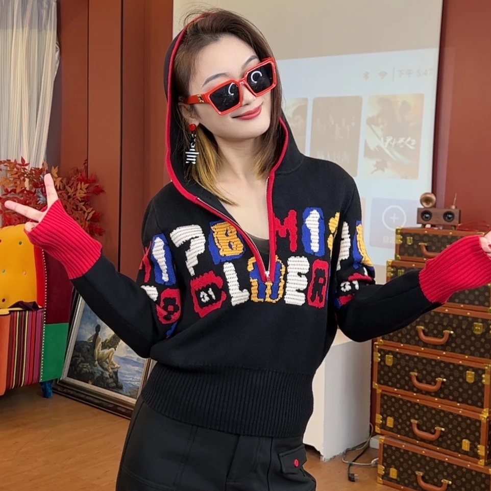 柯米儿50075-1字母提花连帽针织衫毛衣显瘦