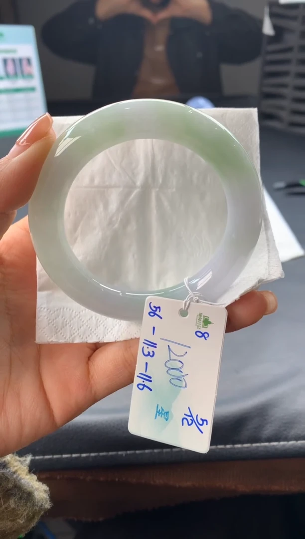 未镶嵌手镯翡翠翡翠自带#送人#，假一赔三