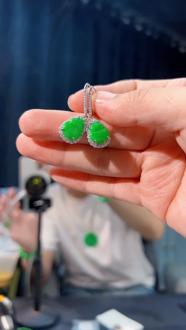 颈饰未镶嵌翡翠 缅料A货/支持复检/一件