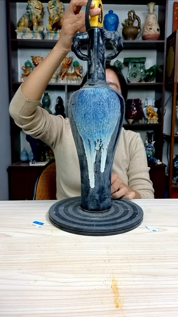 经典精美复古风格瓷器