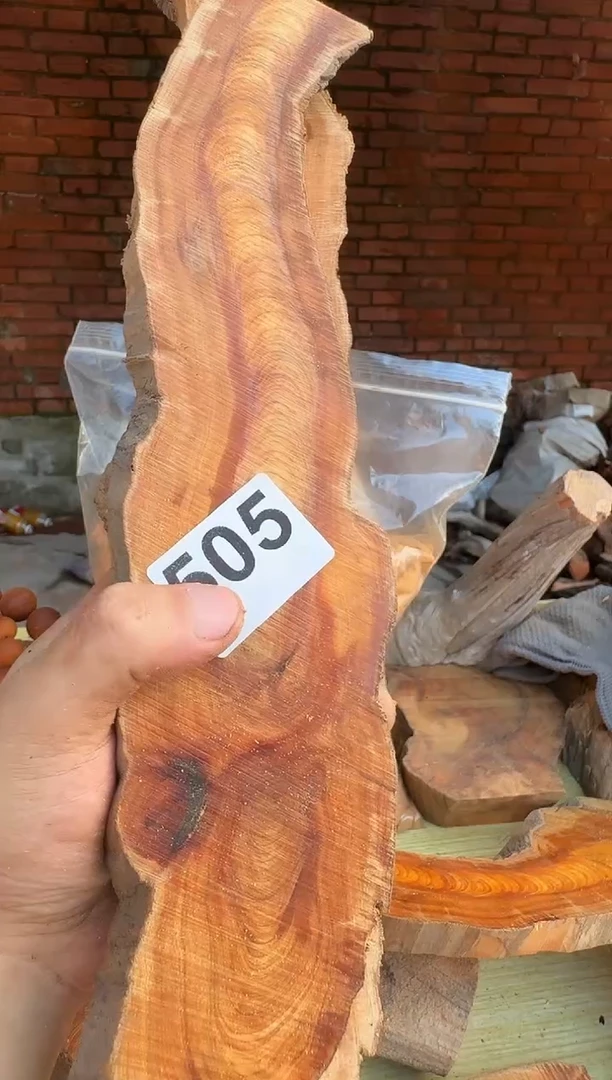 柏木（崖柏）太行陈化崖柏现切先拍！卡1.5 随机一片！（1单1片）505