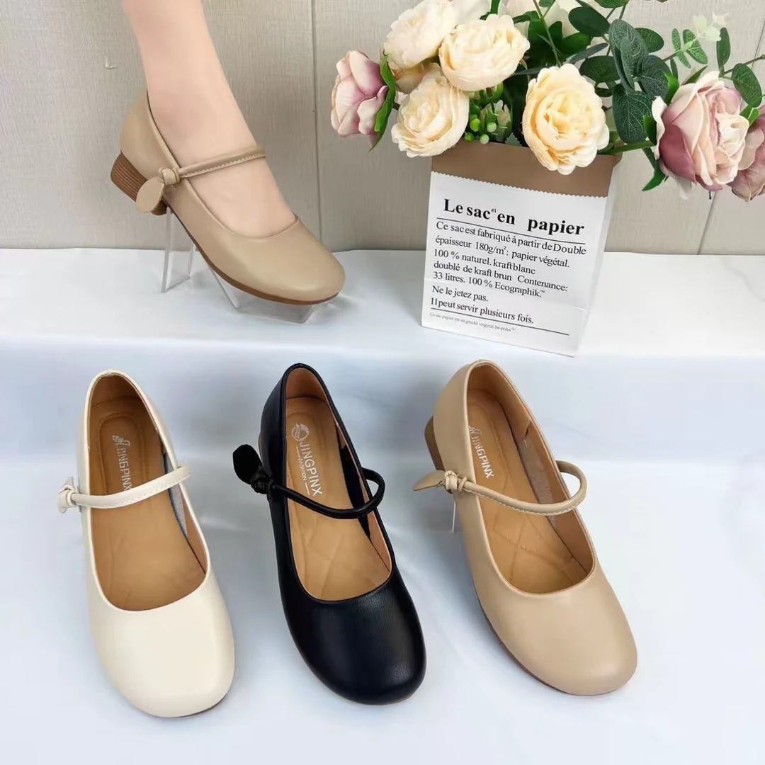 软牛皮妈妈鞋中跟软底中年女皮鞋舒适透气防滑耐磨超软方跟鞋