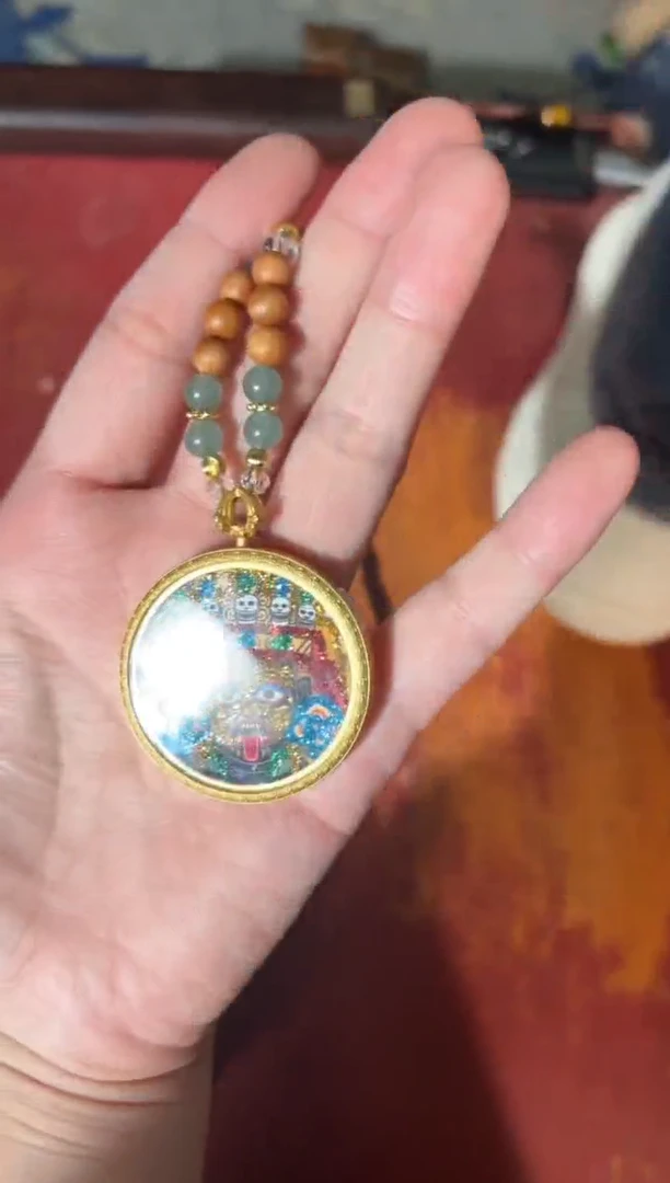 卷轴画龙妹的唐卡tk16