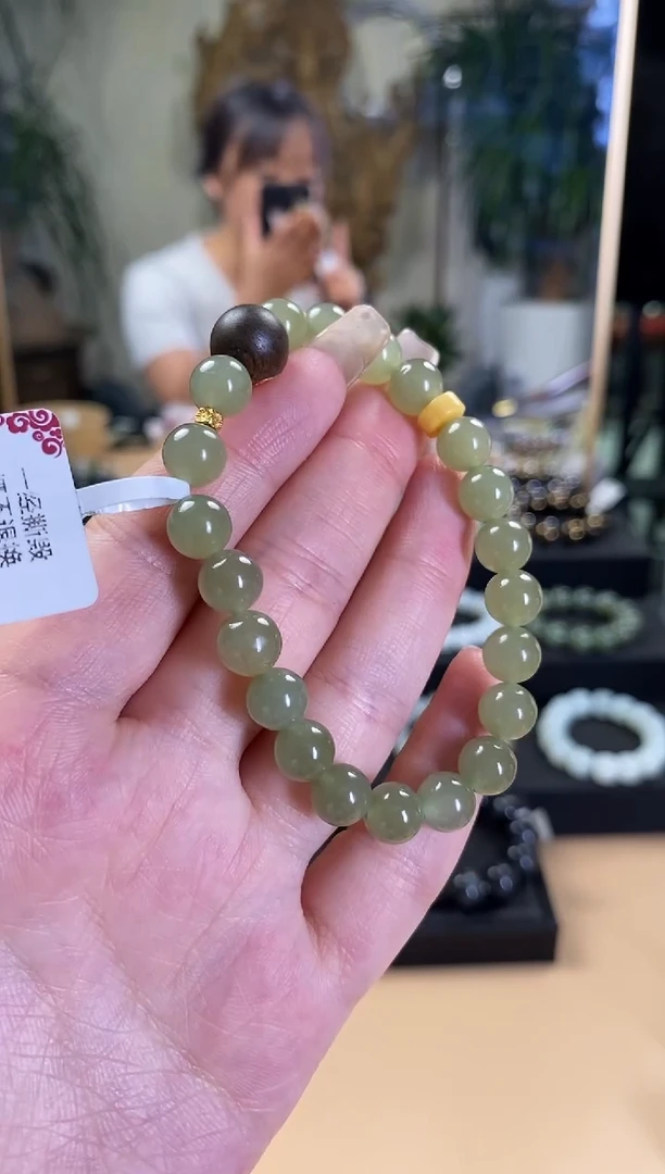 手串未镶嵌和田玉手串卡8