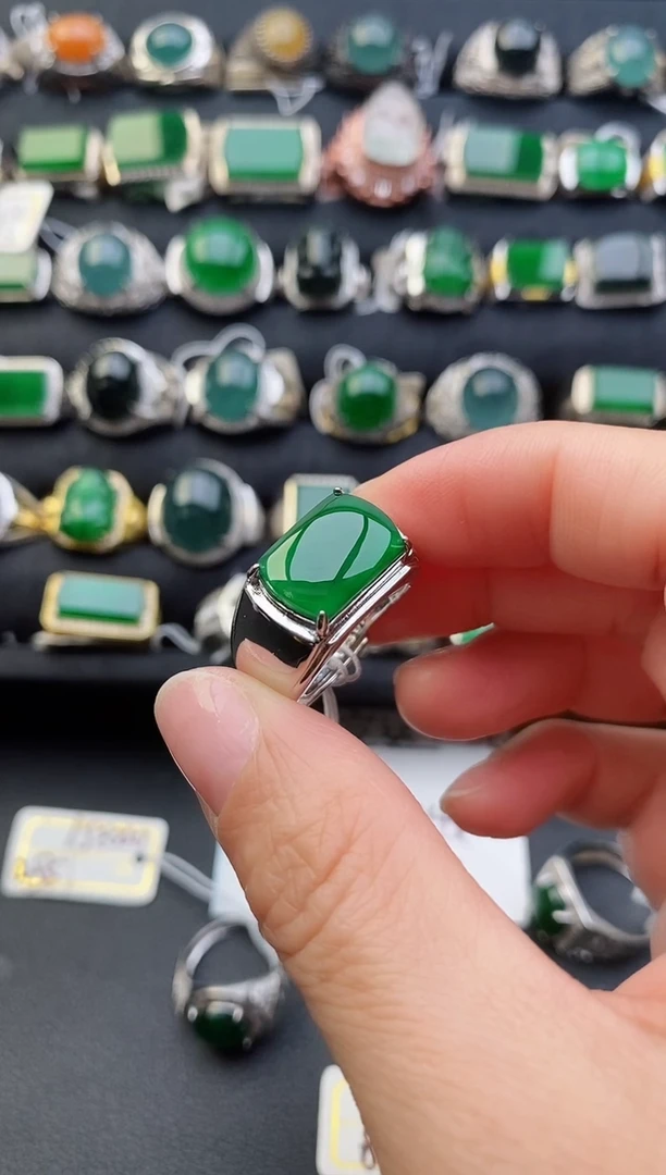 【闪购商品】翡翠戒指银S925镶嵌1111111111