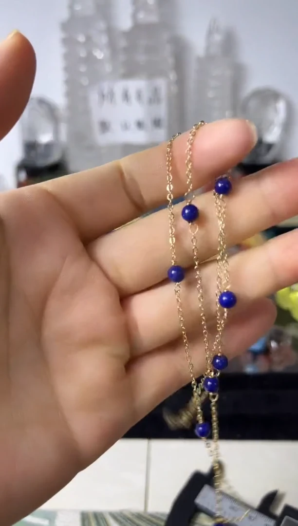 青金石合金颈饰矿坑