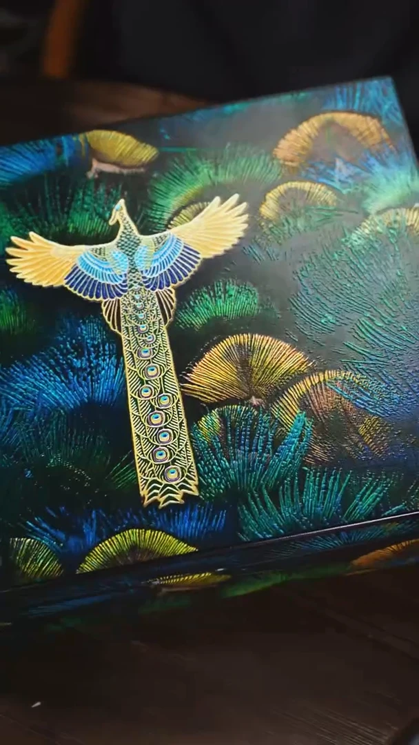 壹藏贰宝绿孔雀茶饼盒