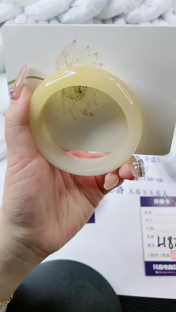 【闪购商品】石英质玉手镯未镶嵌多样性发货L182