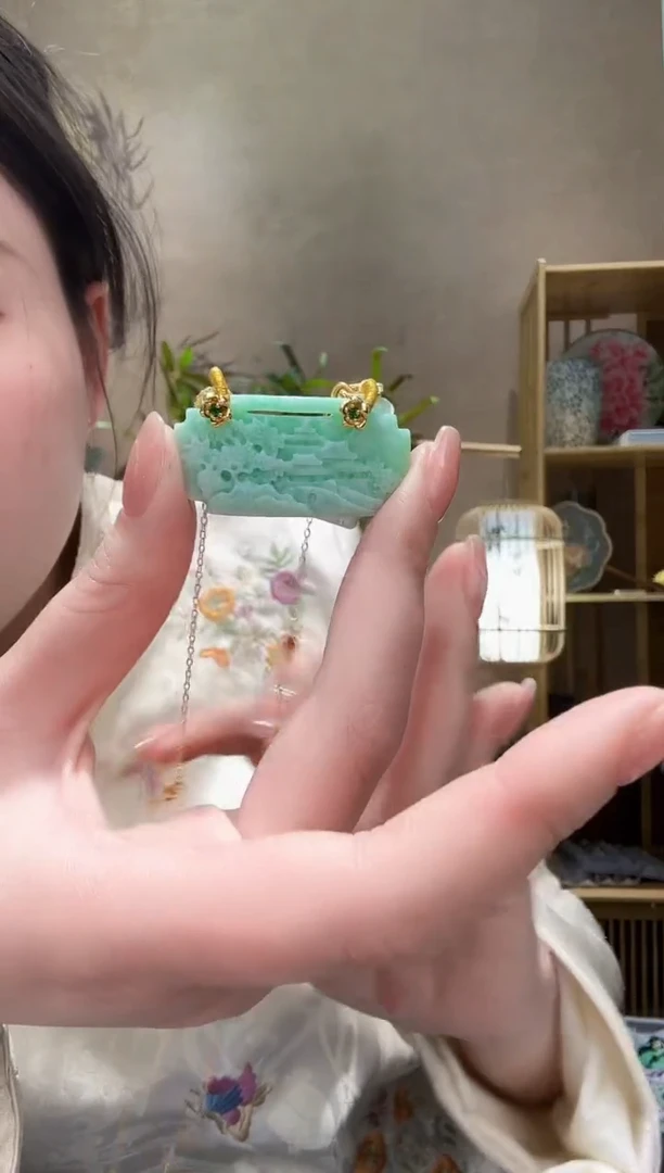 【闪购商品】翡翠颈饰未镶嵌吊坠